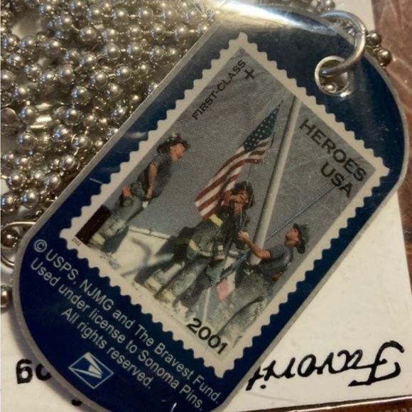 Nip. 2001 Dog stamp hero tag in package - Picture 3 of 3